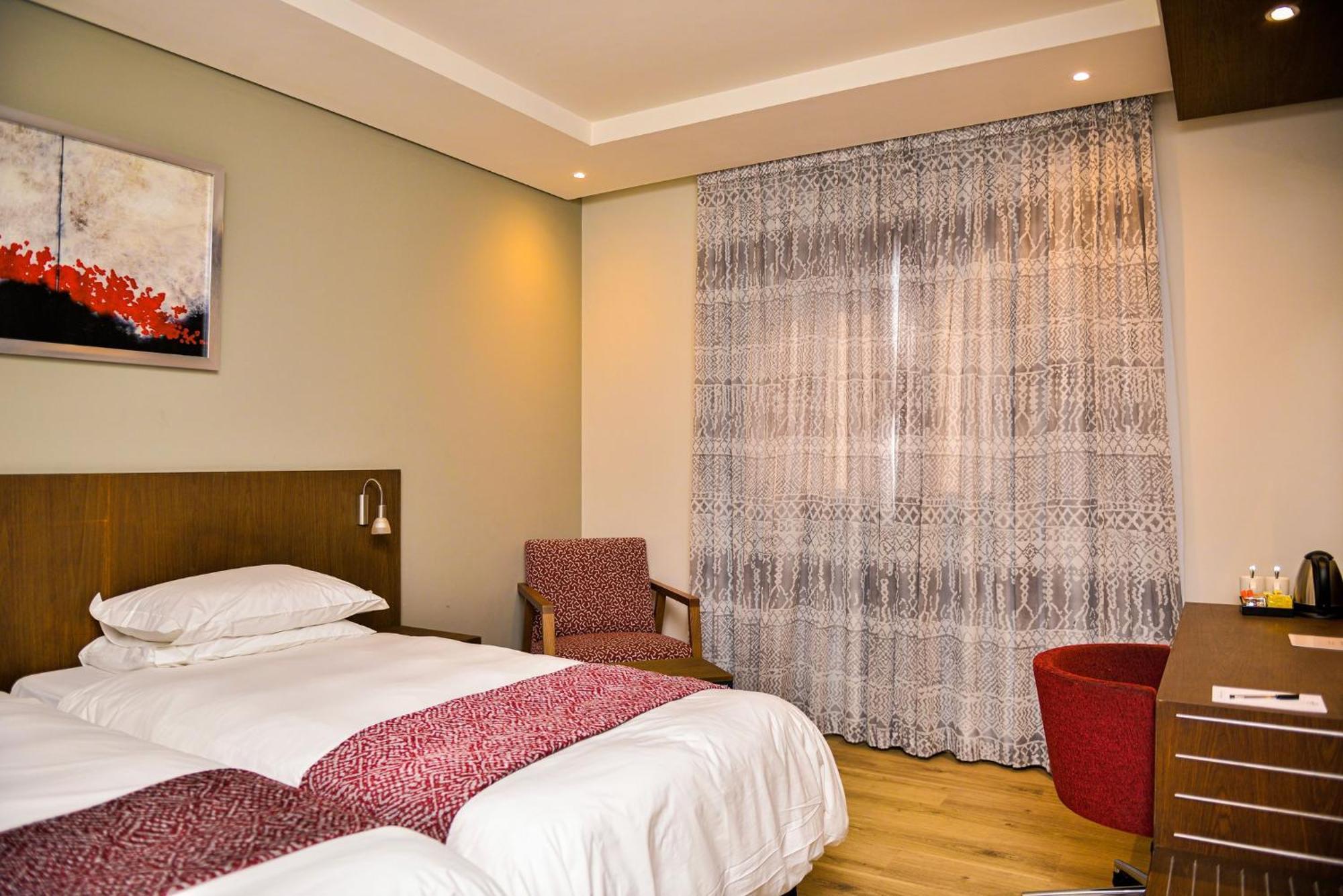 Crowne Plaza - Dar Es Salaam By Ihg Hotel Ngoại thất bức ảnh