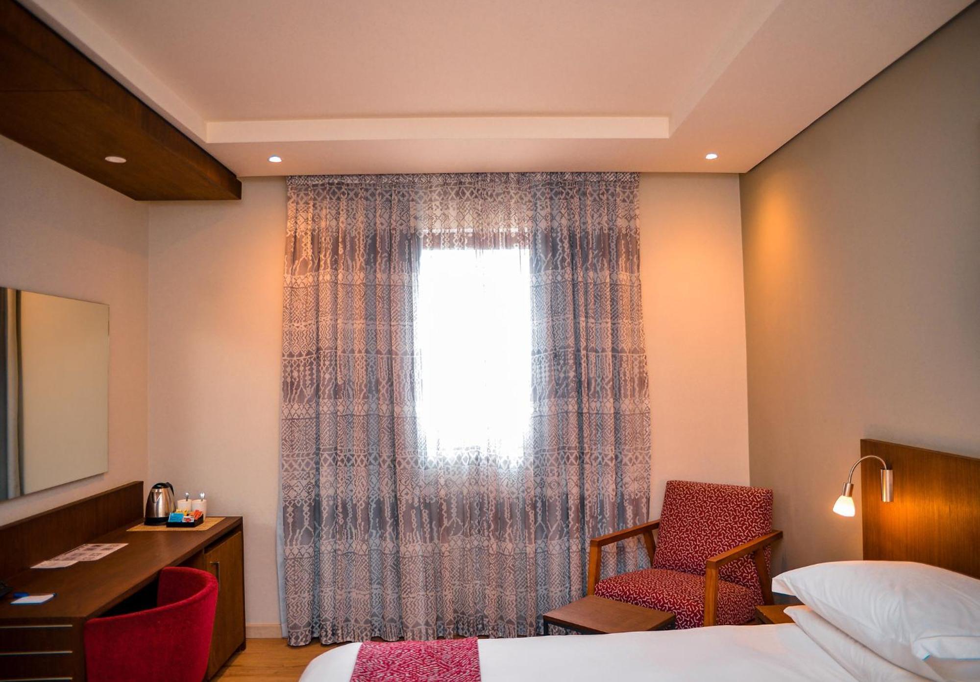 Crowne Plaza - Dar Es Salaam By Ihg Hotel Ngoại thất bức ảnh